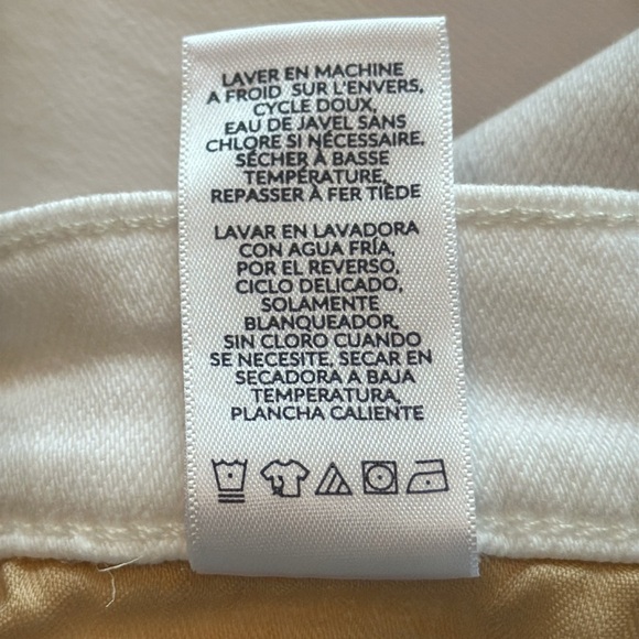 Splendid Mid-Rise Bootcut White Jeans - Picture 12 of 17